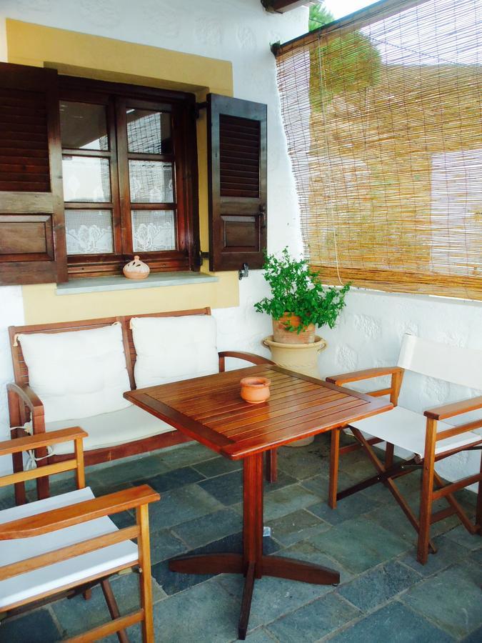 Alexandros Hotel Grikos Bay  Exterior photo